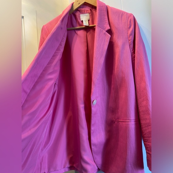 Pink Satin like blazer. H&M size S. - Picture 5 of 6
